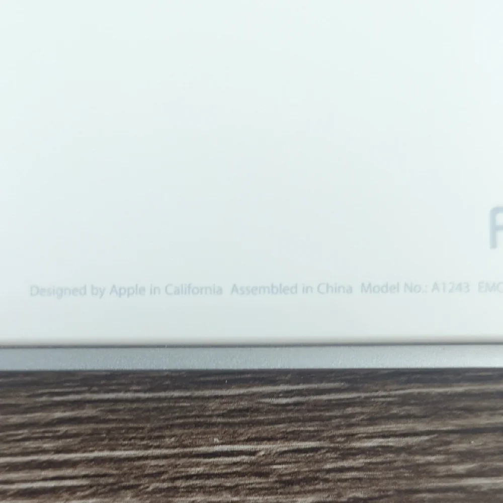 Apple A1243 Wired White USB Keyboard